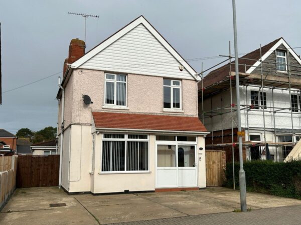Sea View Road, Skegness, Lincolnshire, PE25 1BS