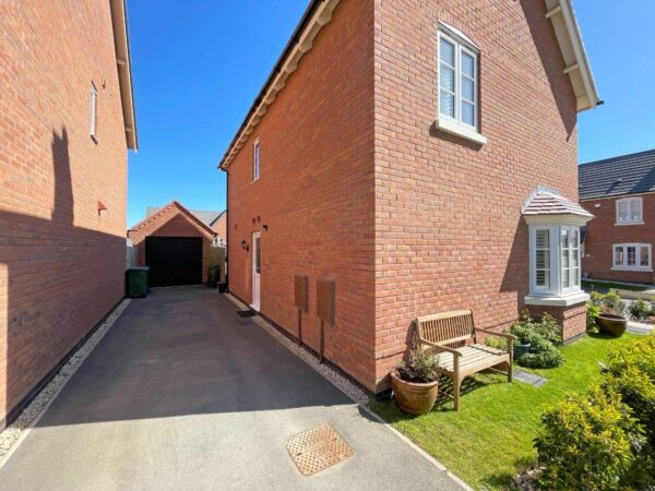 Wadsworth Close, Wellington Place, Market Harborough, Leicestershire, LE16 7GG