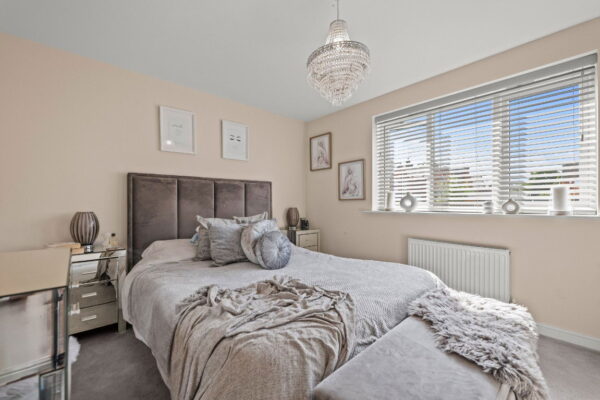 Masefield Way, Chesterfield, S42 5FX