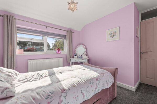 Cornwall Drive, Grassmoor, Chesterfield, Derbyshire, S42 5DX