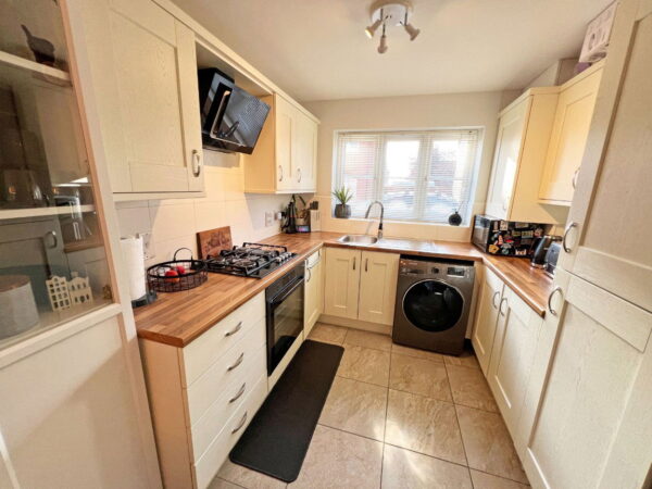 Border Close, Glenfield, Leicester, LE3 8JP