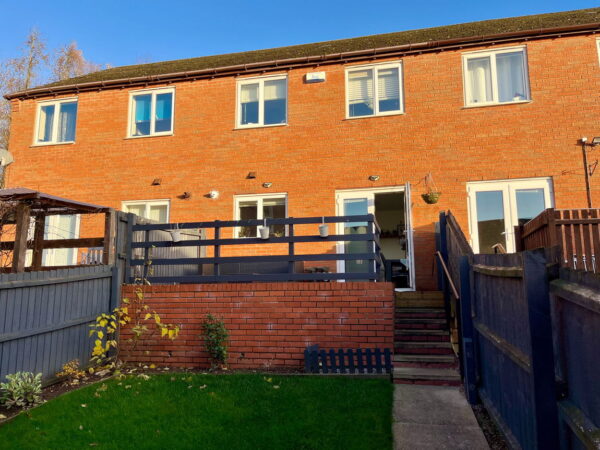 Bates Close, Loughborough, Leicestershire, LE11 5EL