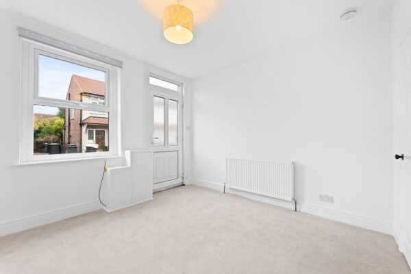 Dagmar Grove, Beeston, Nottingham, NG9 2BH