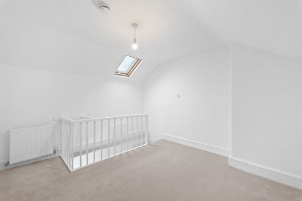 Dagmar Grove, Beeston, Nottingham, NG9 2BH