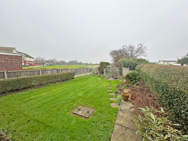 Windsor Crescent, Ingoldmells, Skegness, Lincolnshire, PE25 1PX