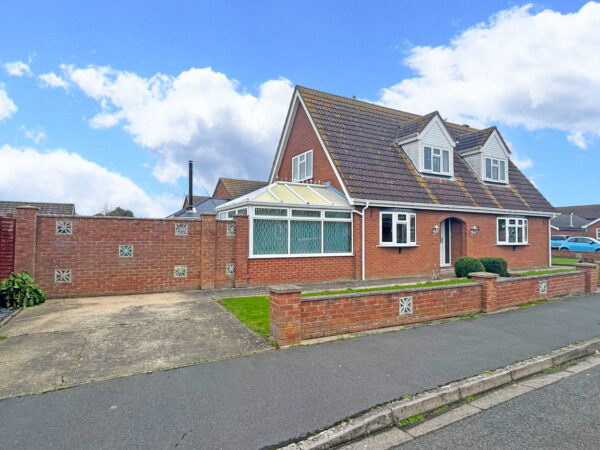 Dorma Lodge, St. Valentines Way, Skegness, Lincolnshire, PE25 2NG