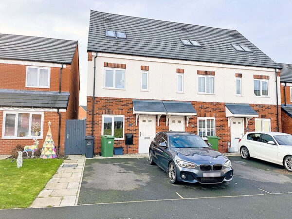 Woodpecker Road, Shepshed, Leicester, LE12 9WF