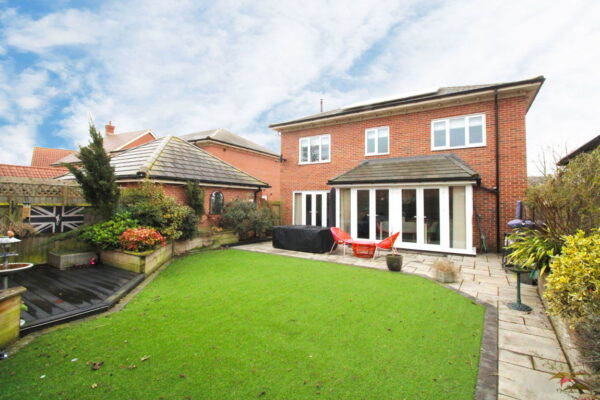 Marsh Drive, Husbands Bosworth, Lutterworth, Leicestershire, LE17 6PU