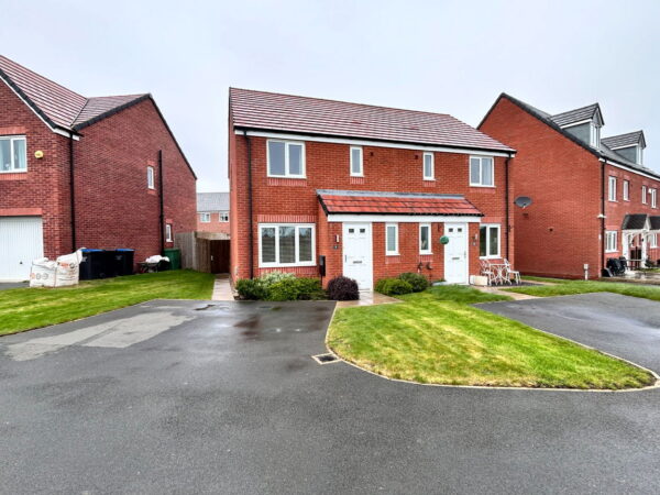 Tigers Road, Fleckney, Leicestershire, LE8 8EG