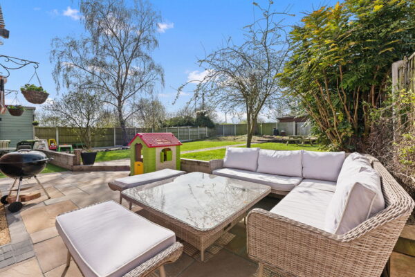 Long Meadow Hill, Lowdham, Nottingham, NG14 7DB